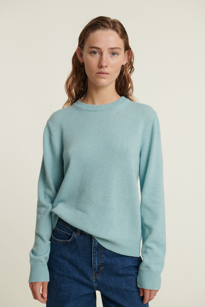 Basic Apparel Cady O-Neck Sweaters 770 Gossamer Green