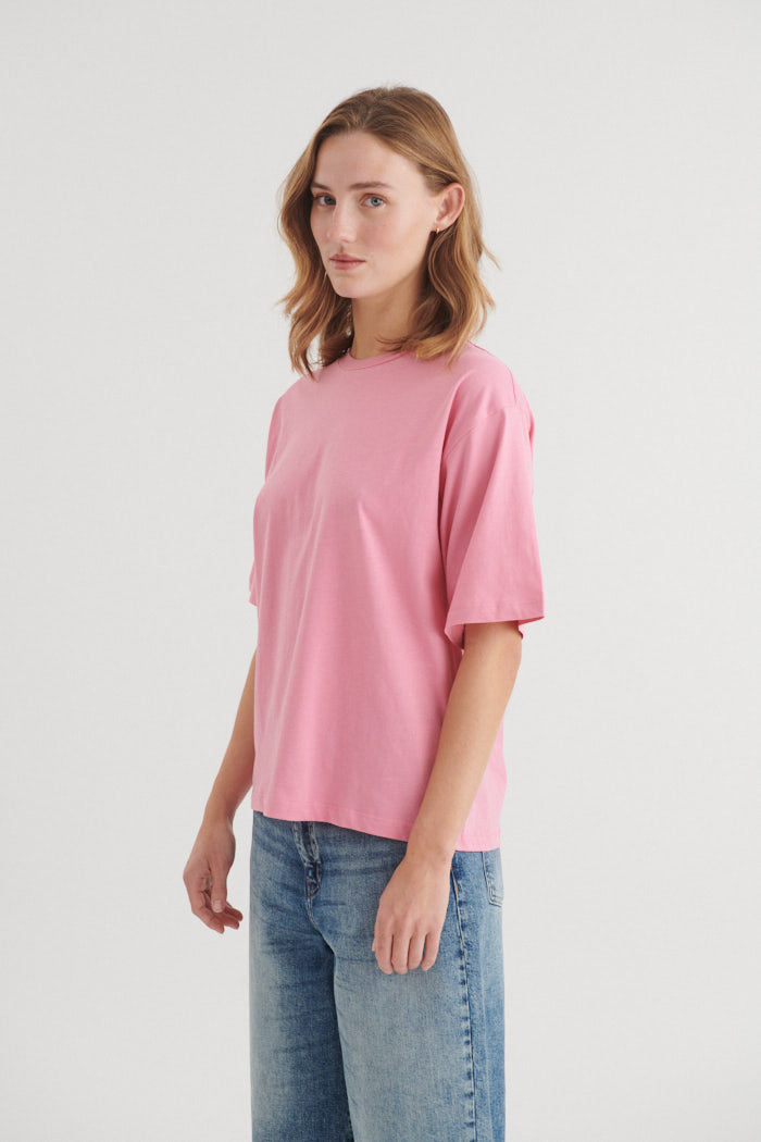 Basic Apparel Raja Tee T-shirts 899 Cashmere rose