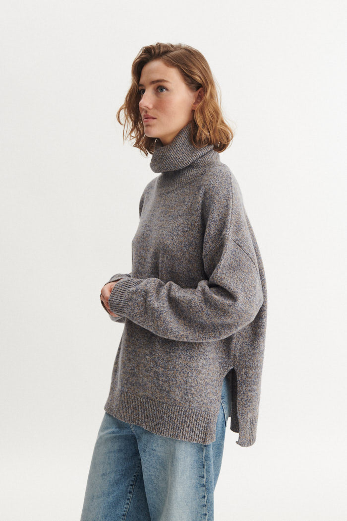 Basic Apparel Randi T-Neck Sweaters 836 Portabella / poppy seed